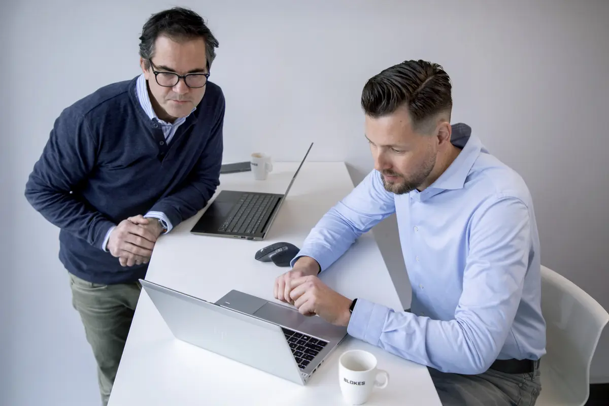 BLOKES IT engineer aan het werk – professionele IT-dienstverlening in Zwijndrecht