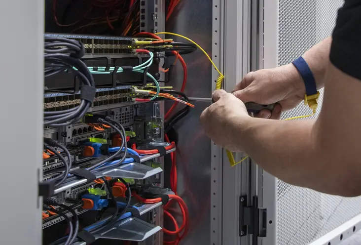 BLOKES IT engineer Peter – ICT-beheer en infrastructuurbeheer op locatie